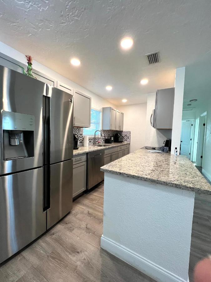 Hostal Beach Vacation Mode Bradenton Exterior foto